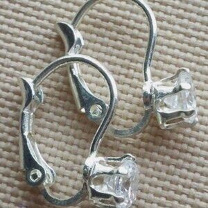 Sparkly white/clear stone infinity hinge clasp earrings